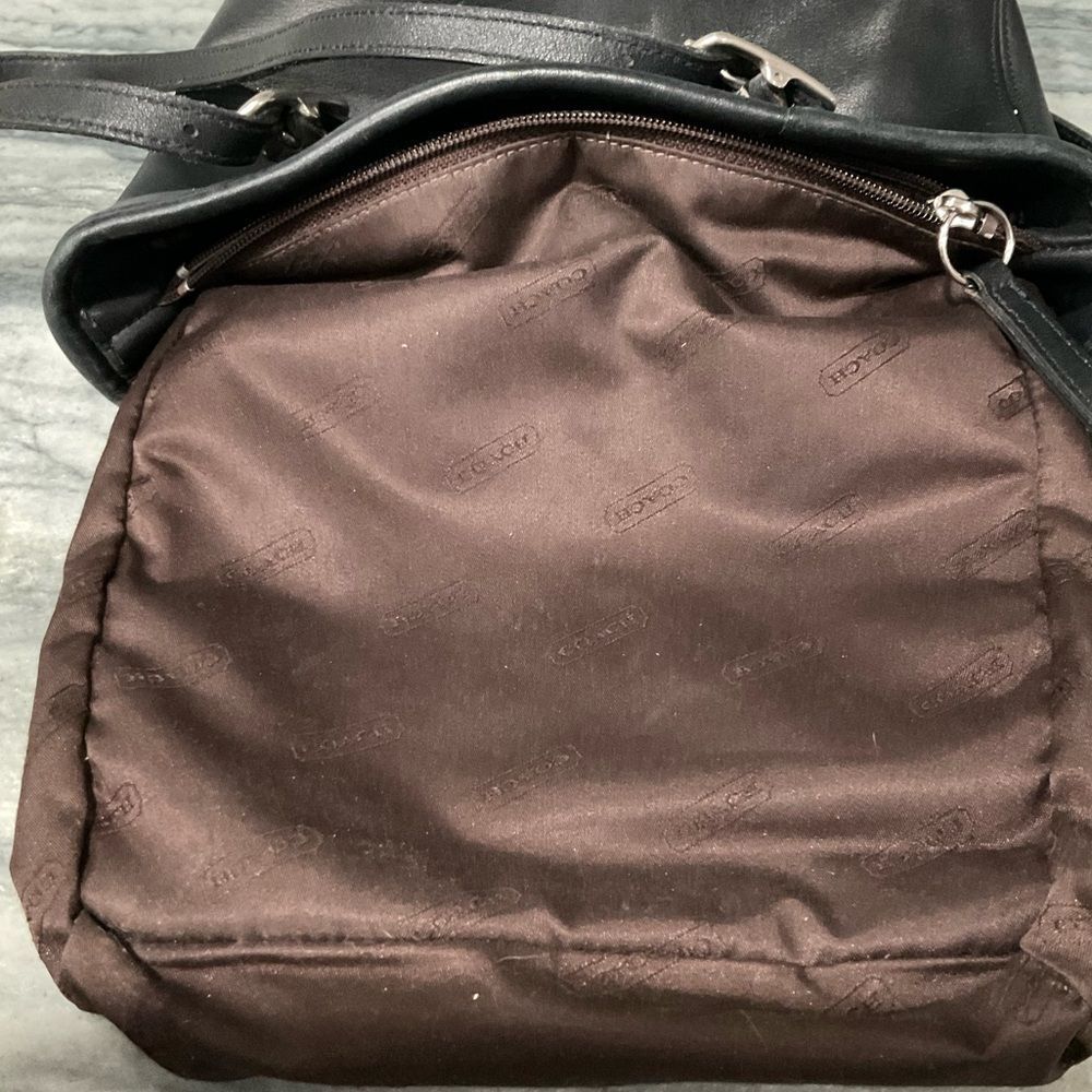 Coach Vintage Legacy Black Leather Tote - Picture 2 of 12